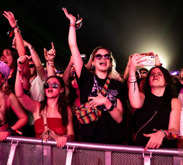 Sursa foto: Facebook Beach, Please Festival